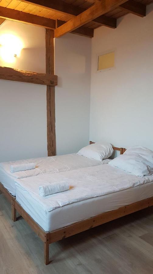 Dziewanna Apartment Brzeziniec Luaran gambar